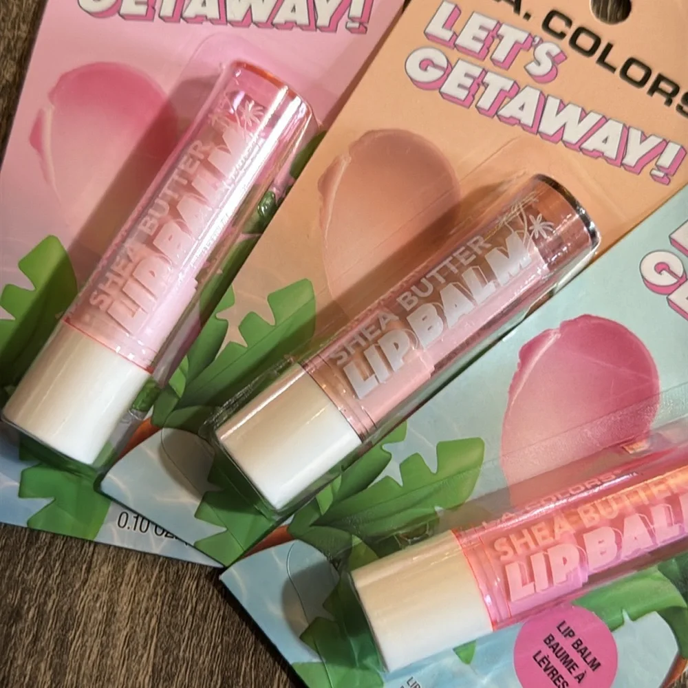 🥰🥰L.A. COLORS Let’s Getaway! Shea Butter Lip Balm Set🥰🥰